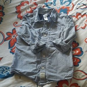 Boys Carter's button down long sleeve shirt 4/5